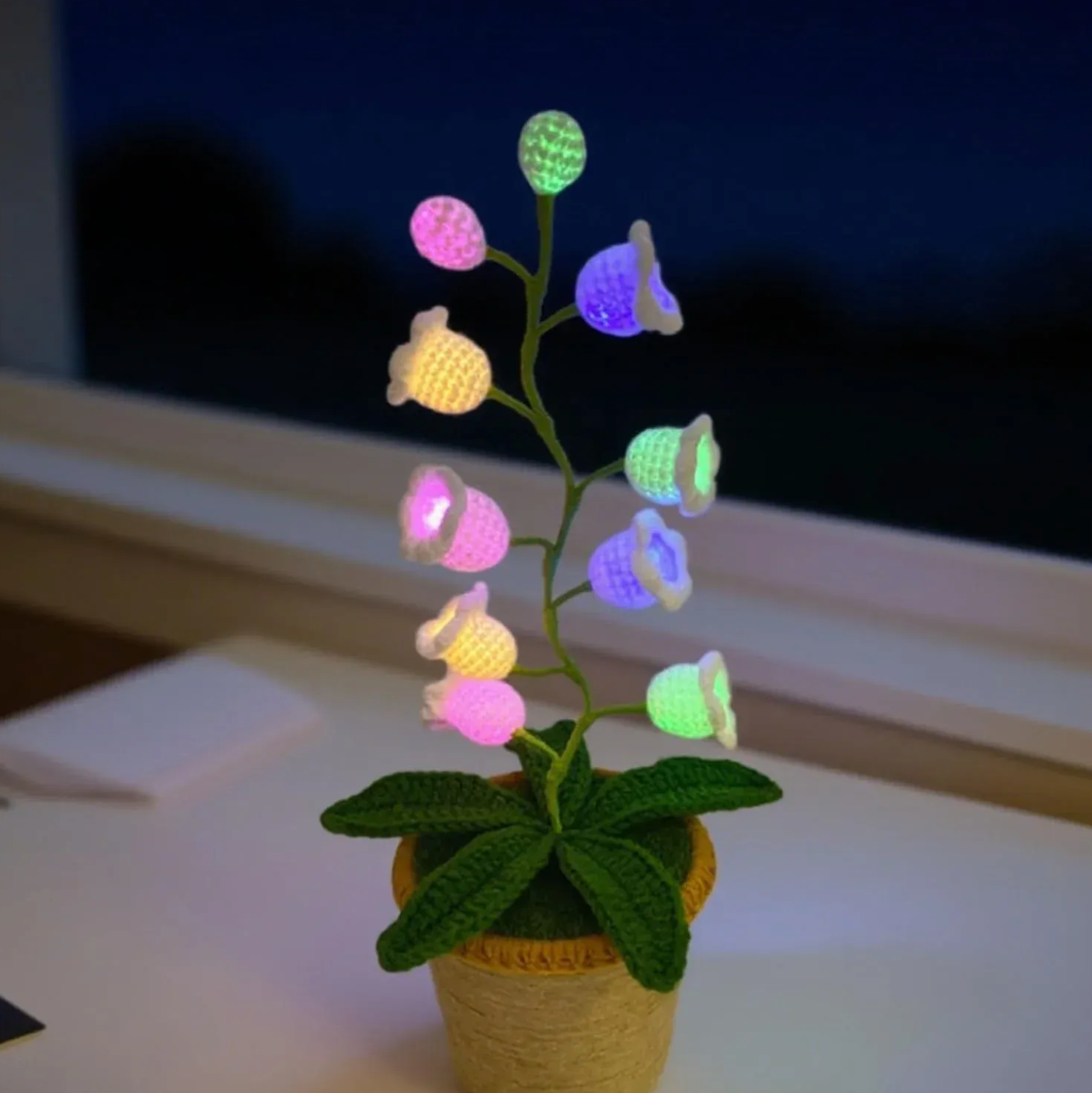 Lámpara de Flor de Crochet Hecha a Mano